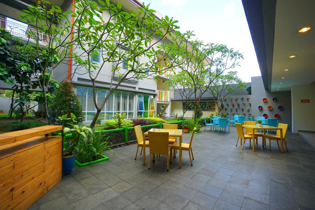 Pop! Hotel Sangaji Yogyakarta Exterior photo